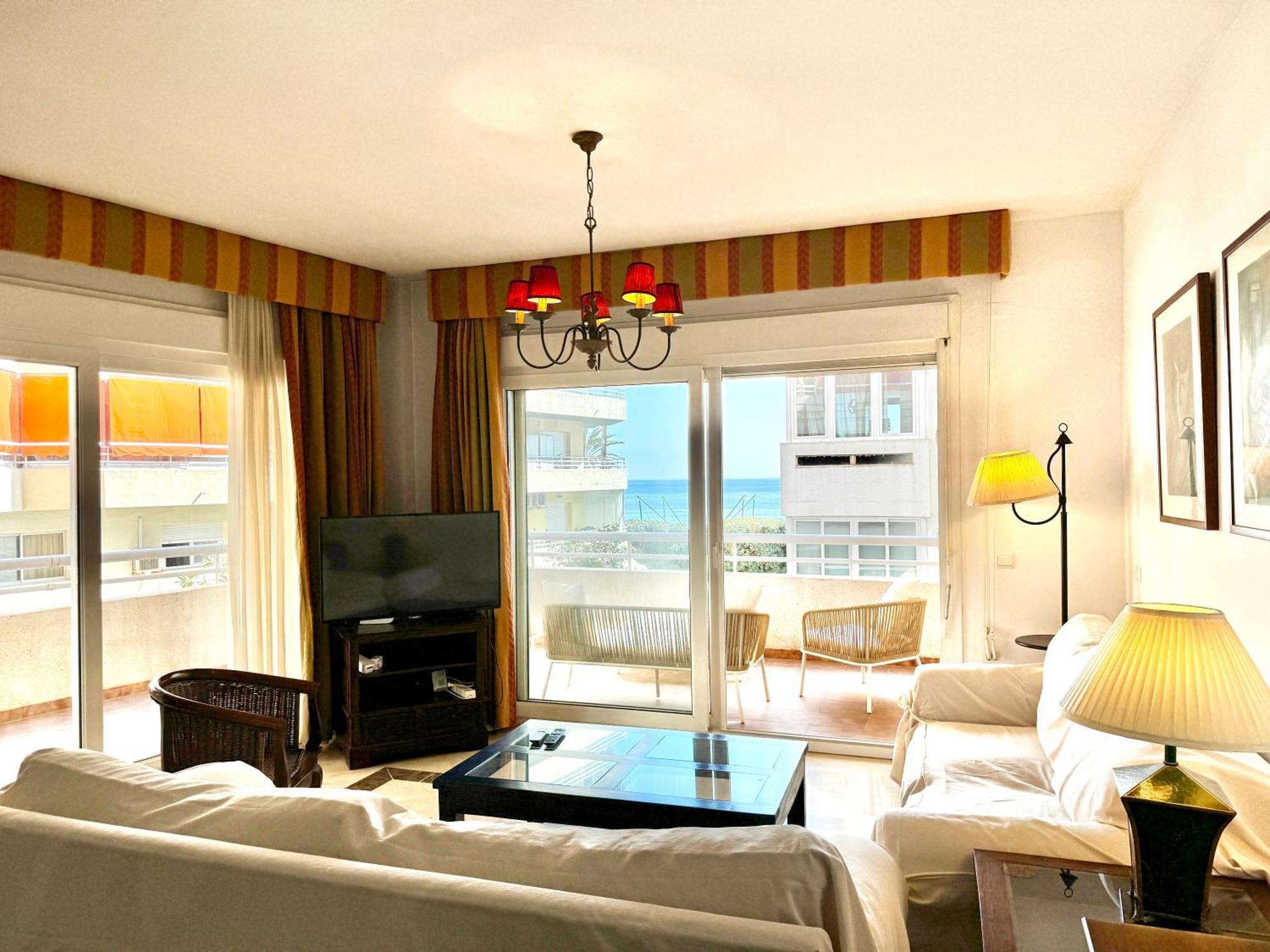 Stunning With Sea Views - Eaw Homes *