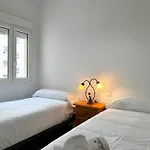 Stunning Apartment With Sea Views - Eaw Homes